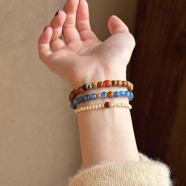 Natural blue crystal bead bracelet, women's bracelet, cool bracelet