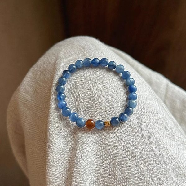 Natural blue crystal bead bracelet, women's bracelet, cool bracelet